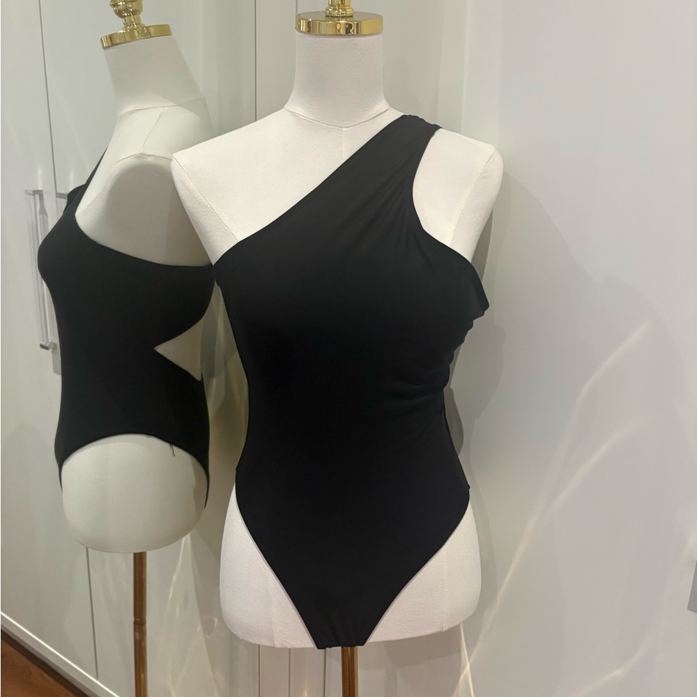 Shein black one shouldered swimsuit
